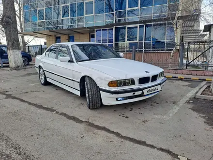 BMW 728 1996 года за 2 700 000 тг. в Алматы – фото 2