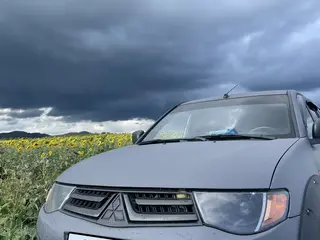 Mitsubishi L200