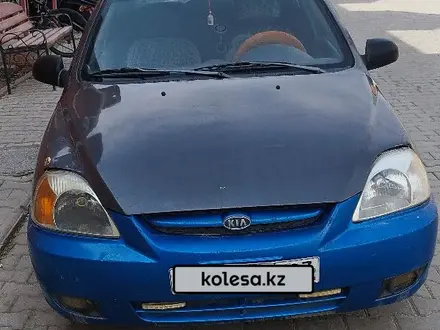 Kia Rio 2004 года за 1 000 000 тг. в Атырау