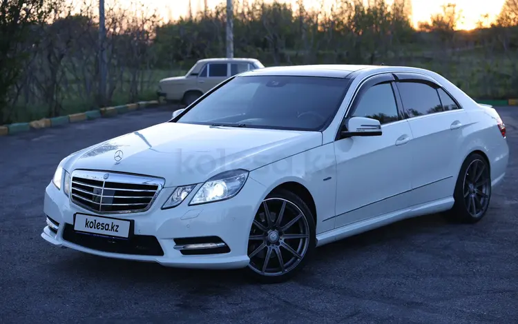 Mercedes-Benz E 200 2011 года за 9 000 000 тг. в Шымкент