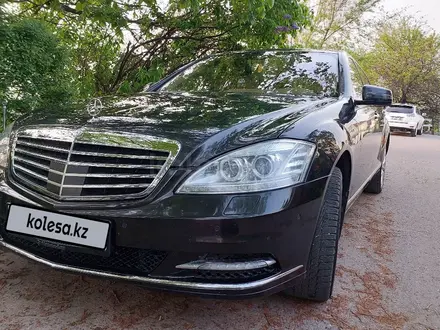 Mercedes-Benz S 350 2010 года за 13 900 000 тг. в Алматы – фото 6