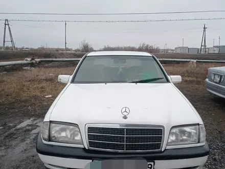 Mercedes-Benz C 220 1994 года за 2 000 000 тг. в Караганда