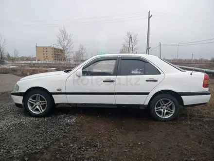 Mercedes-Benz C 220 1994 года за 2 000 000 тг. в Караганда – фото 2