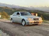 Mercedes-Benz E 320 1999 года за 4 700 000 тг. в Алматы – фото 2