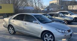 Toyota Camry 2005 года за 4 200 000 тг. в Семей – фото 4