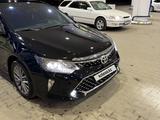 Toyota Camry 2017 годаfor13 500 000 тг. в Алматы – фото 2