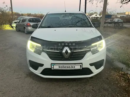 Renault Logan 2018 года за 3 800 000 тг. в Астана