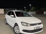 Volkswagen Polo 2013 года за 4 600 000 тг. в Атырау – фото 2