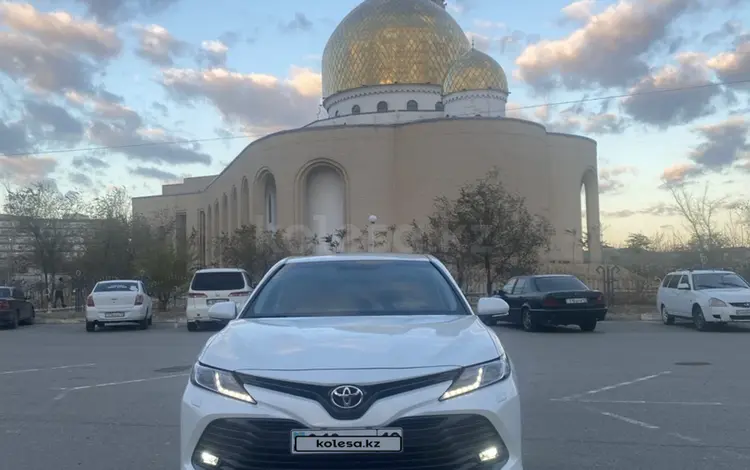 Toyota Camry 2019 года за 13 800 000 тг. в Актау