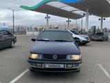 Volkswagen Passat 1995 года за 1 600 000 тг. в Астана – фото 5