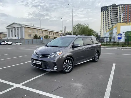 Toyota Sienna 2018 года за 15 700 000 тг. в Алматы – фото 4