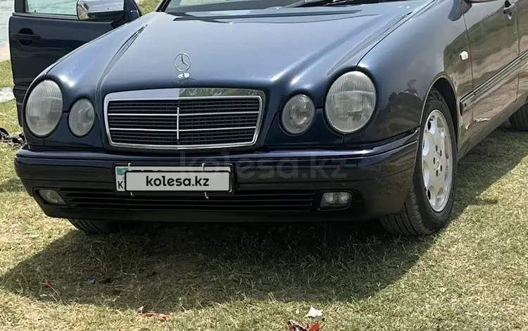 Mercedes-Benz E 200 1997 годаүшін1 900 000 тг. в Шымкент