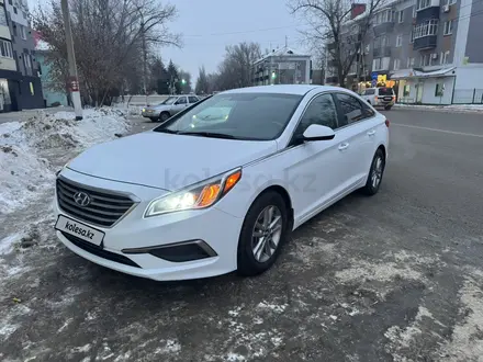 Hyundai Sonata 2015 года за 6 400 000 тг. в Уральск
