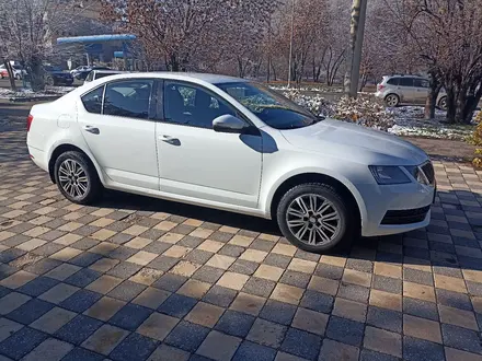 Skoda Octavia 2018 года за 8 000 000 тг. в Алматы