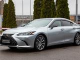 Lexus ES 350 2021 года за 20 490 000 тг. в Алматы – фото 2