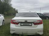 Toyota Camry 2014 года за 9 200 000 тг. в Уральск – фото 2