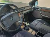 Mercedes-Benz E 260 1992 годаүшін1 300 000 тг. в Шымкент