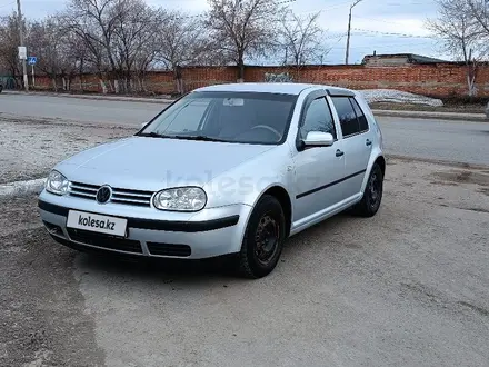 Volkswagen Golf 2001 года за 2 650 000 тг. в Костанай