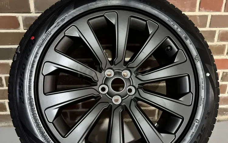 Nokian Hakkapelitta SUV 255/50/R20 (Липучка) за 1 200 000 тг. в Астана