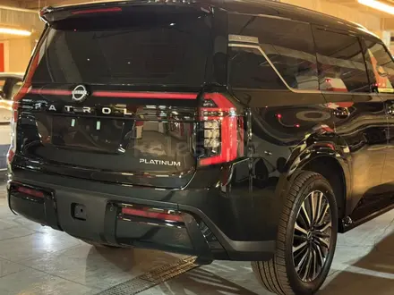 Nissan Patrol Platinum City 2025 года за 61 900 000 тг. в Алматы – фото 39