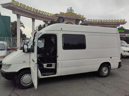 Mercedes-Benz Sprinter 1995 года за 4 000 000 тг. в Талдыкорган – фото 3