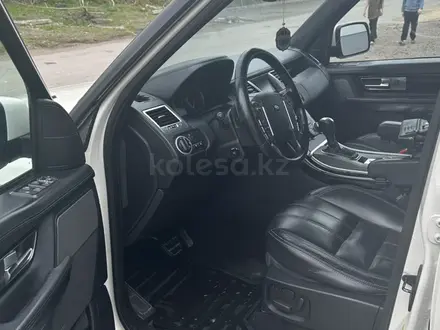 Land Rover Range Rover Sport 2010 года за 9 900 000 тг. в Караганда – фото 7