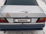 Mercedes-Benz E 230 1990 года за 500 000 тг. в Семей – фото 2