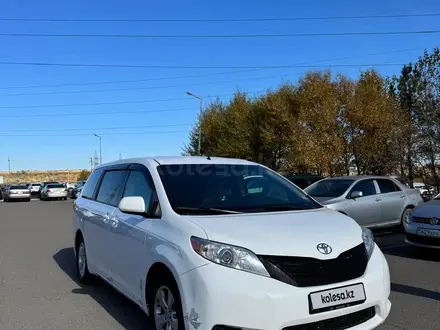 Toyota Sienna 2015 года за 14 500 000 тг. в Астана – фото 2