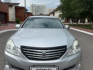 Toyota Crown, 2009