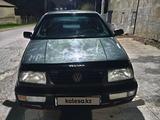 Volkswagen Vento 1993 года за 450 000 тг. в Шымкент
