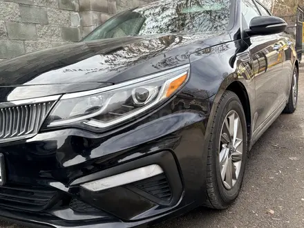 Kia Optima 2018 года за 7 500 000 тг. в Алматы – фото 22