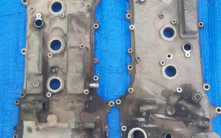 Крышки клапанов 2GR-FE TOYOTA за 25 000 тг. в Алматы