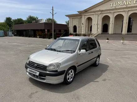 Toyota Raum 1999 года за 1 800 000 тг. в Алматы