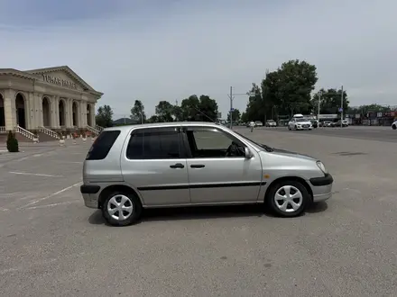 Toyota Raum 1999 года за 1 800 000 тг. в Алматы – фото 9