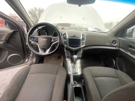 Chevrolet Cruze 2013 года за 1 993 600 тг. в Алматы – фото 13