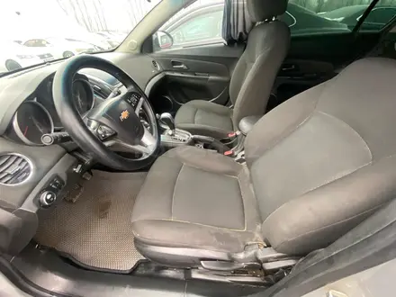 Chevrolet Cruze 2013 года за 1 993 600 тг. в Алматы – фото 7