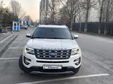 Ford Explorer 2015 года за 12 222 222 тг. в Алматы – фото 2