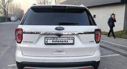 Ford Explorer 2015 года за 12 222 222 тг. в Алматы – фото 4