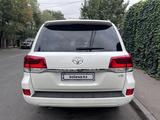 Toyota Land Cruiser 2016 годаүшін33 500 000 тг. в Алматы – фото 4