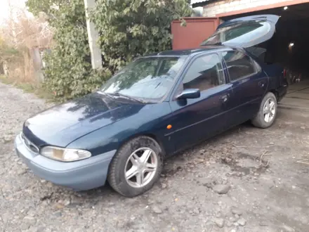 Ford Mondeo 1995 года за 1 500 000 тг. в Усть-Каменогорск – фото 12