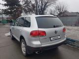 Volkswagen Touareg 2007 года за 7 000 000 тг. в Алматы – фото 5