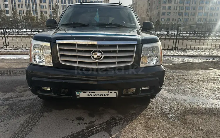 Cadillac Escalade 2003 годаүшін6 500 000 тг. в Астана