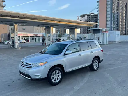 Toyota Highlander 2011 года за 8 800 000 тг. в Актобе – фото 4