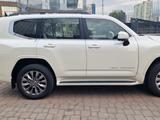 Toyota Land Cruiser 2023 годаүшін55 300 744 тг. в Алматы – фото 4