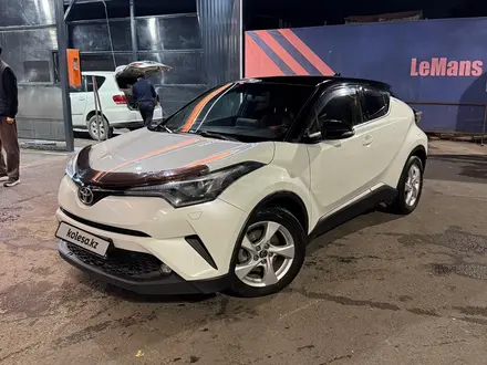 Toyota C-HR 2018 года за 9 200 000 тг. в Алматы