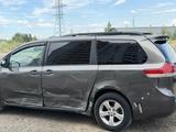 Toyota Sienna 2011 года за 4 000 000 тг. в Астана – фото 2
