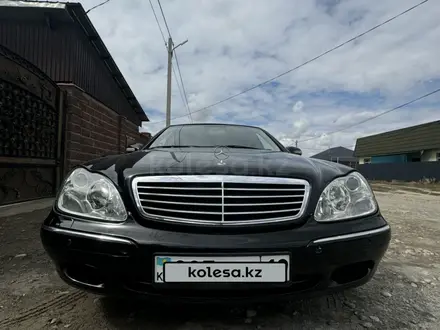 Mercedes-Benz S 320 1999 года за 5 100 000 тг. в Талдыкорган – фото 3