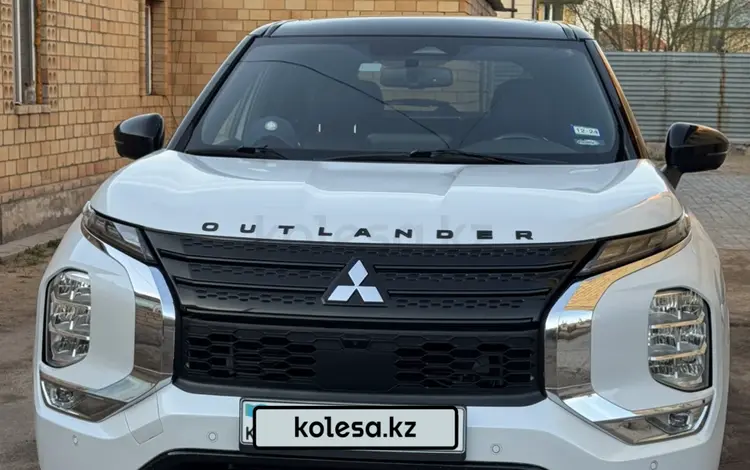 Mitsubishi Outlander 2022 года за 18 000 000 тг. в Астана