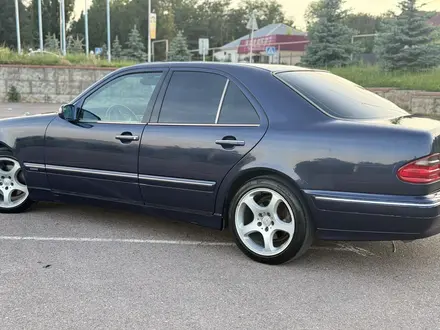 Mercedes-Benz E 280 1999 года за 4 000 000 тг. в Алматы – фото 16