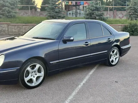 Mercedes-Benz E 280 1999 года за 4 000 000 тг. в Алматы – фото 22